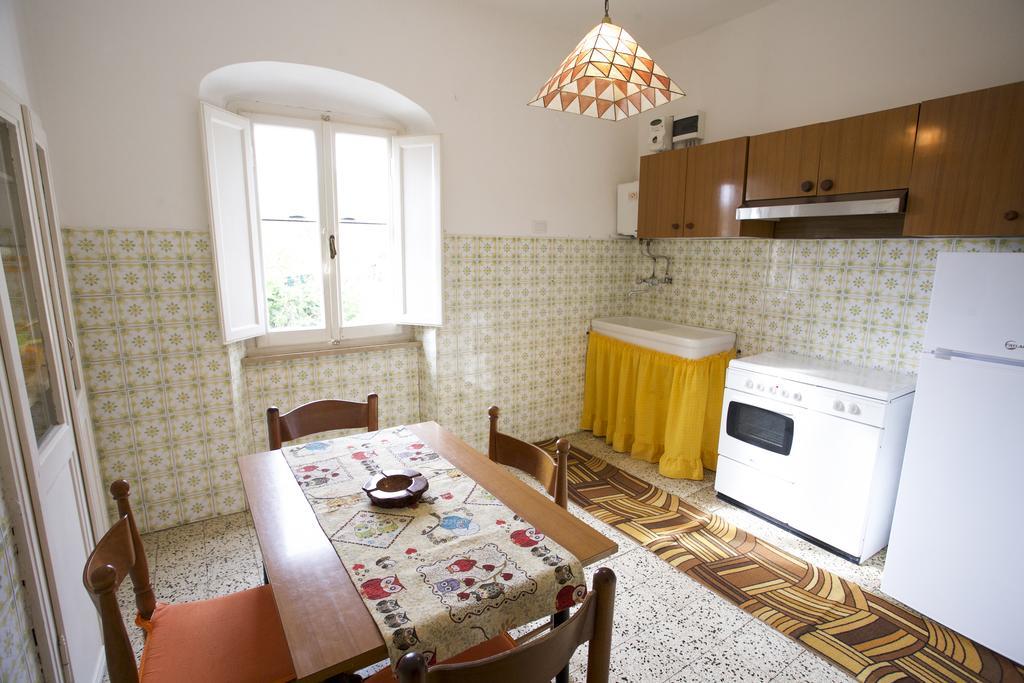San Cerbone Apartment Porto Azzurro Room photo